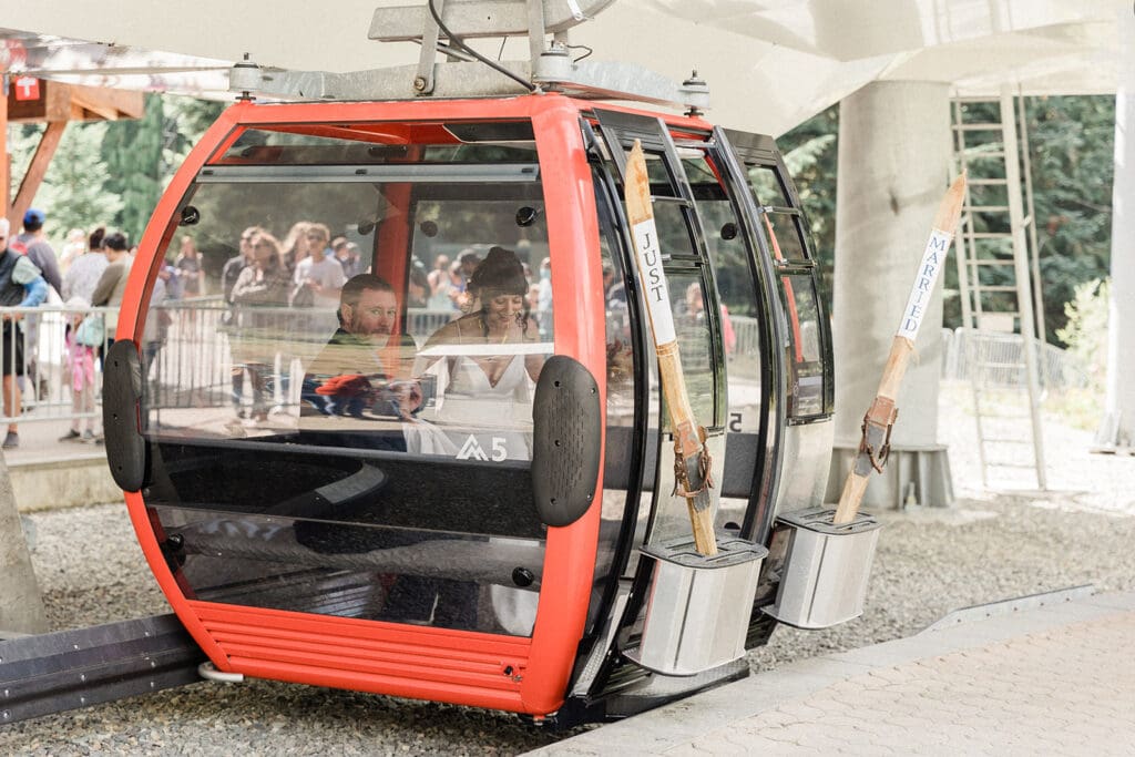 Crystal Mountain Wedding // Angeli + David -