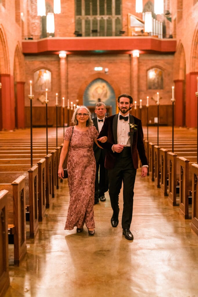 Seattle Catholic Church Wedding // Kevin + Lizzie -