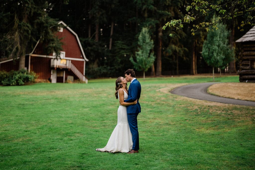 Robinswood House // Corissa + Michael -