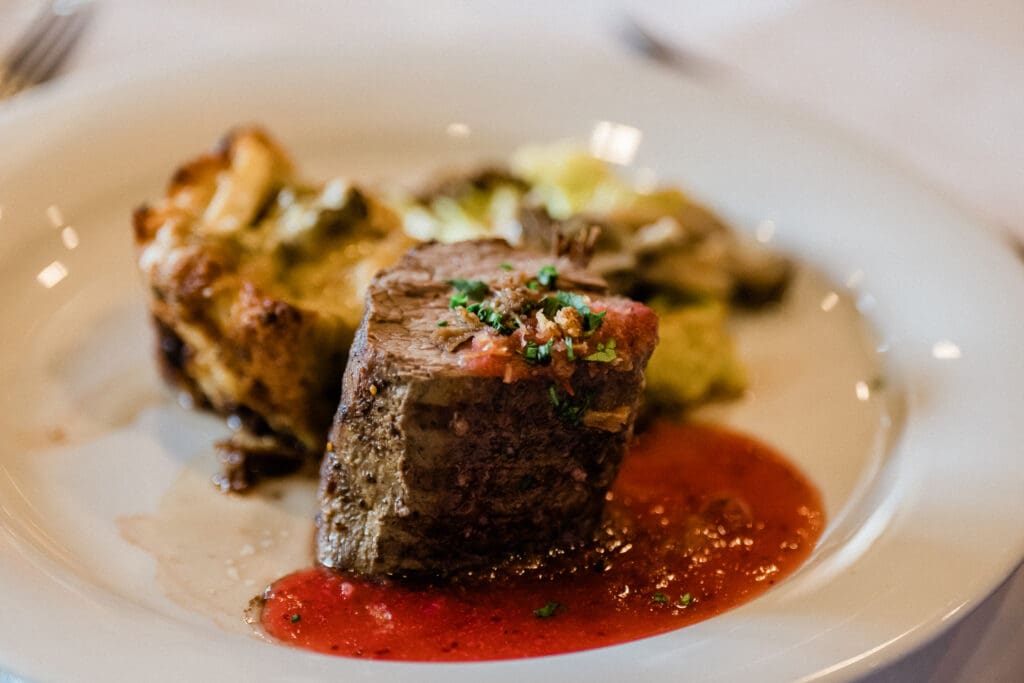 Willows Lodge Wedding // Evan + Jackie -