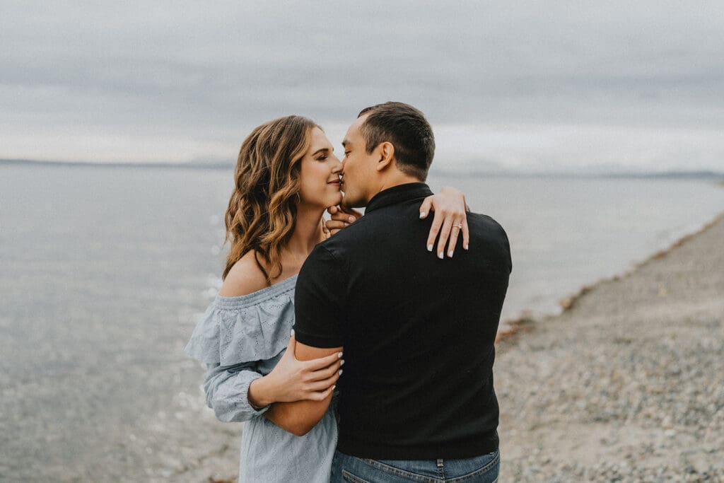 Lincoln Park Seattle Engagement // Katy + Aaron -