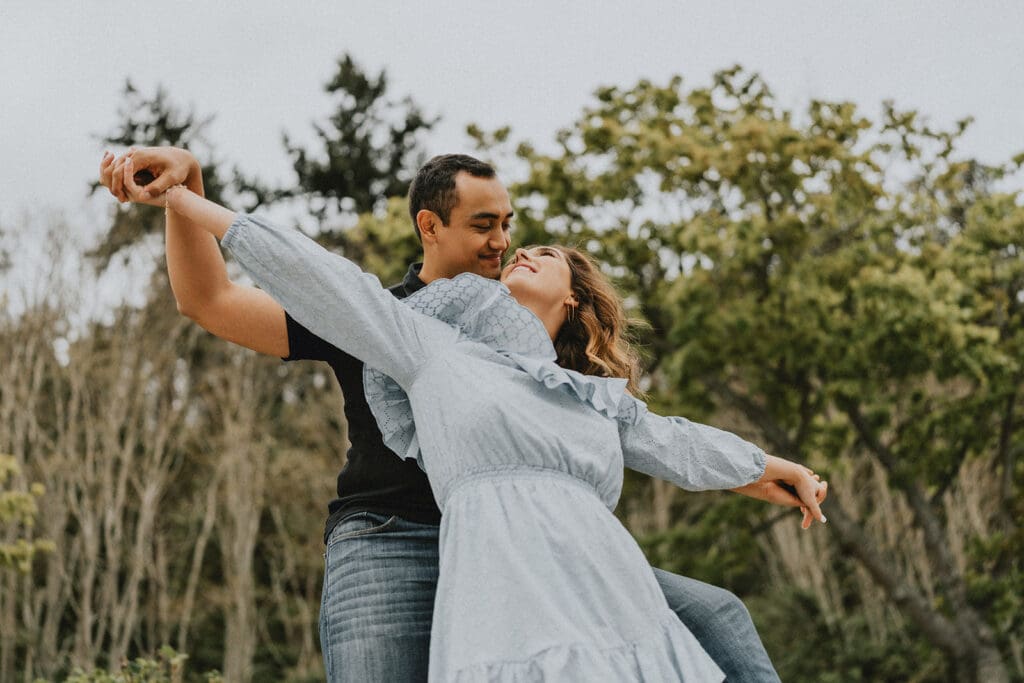 Lincoln Park Seattle Engagement // Katy + Aaron -