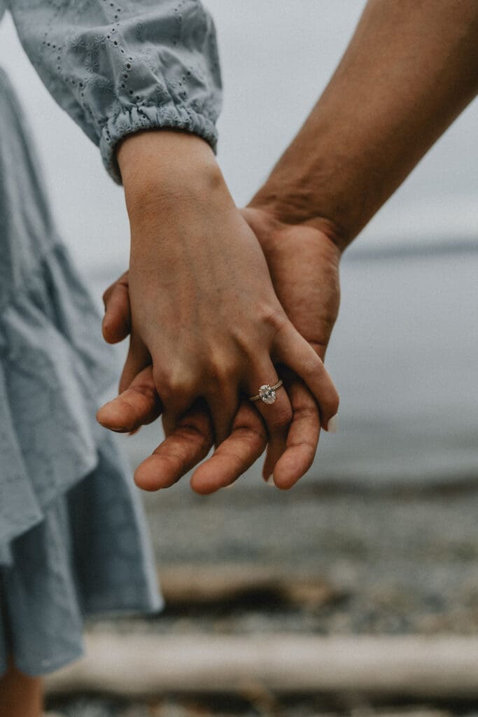 Lincoln Park Seattle Engagement // Katy + Aaron -