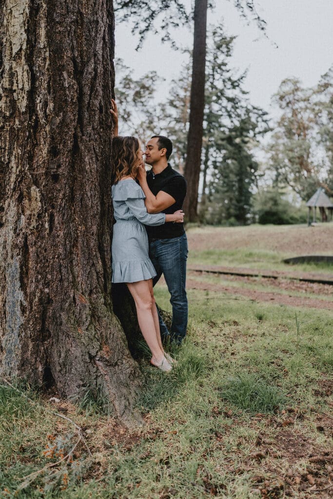 Lincoln Park Seattle Engagement // Katy + Aaron -
