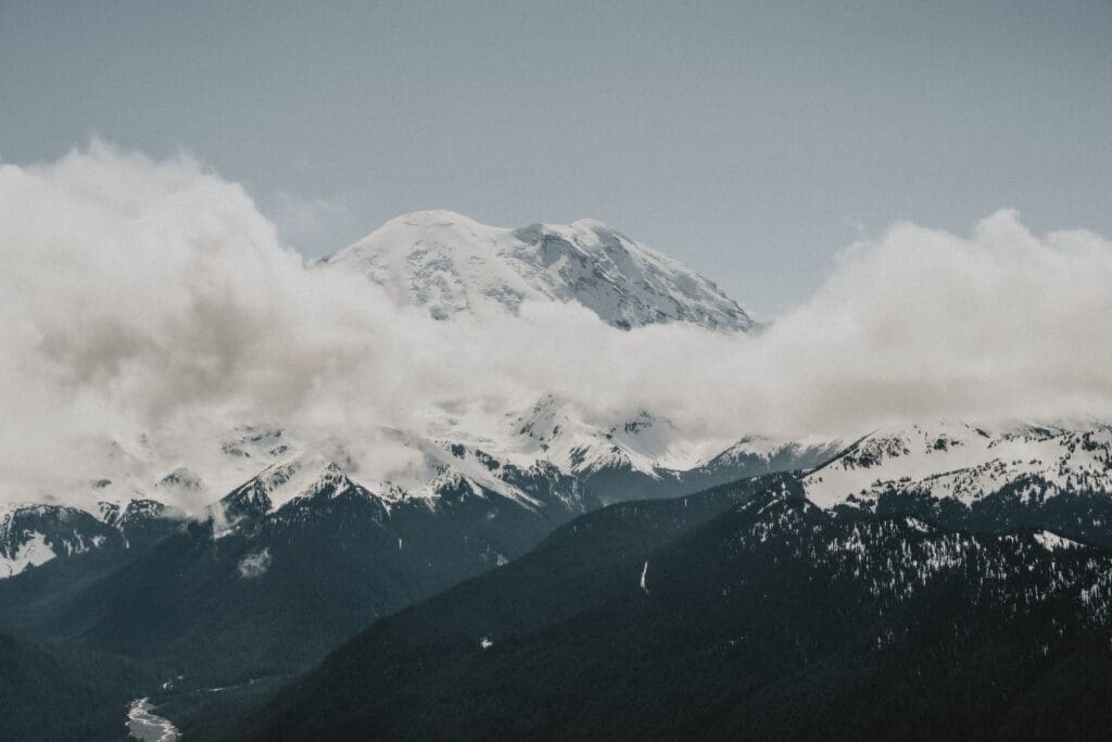 Crystal Mountain Resort Wedding // Isa + Grant -