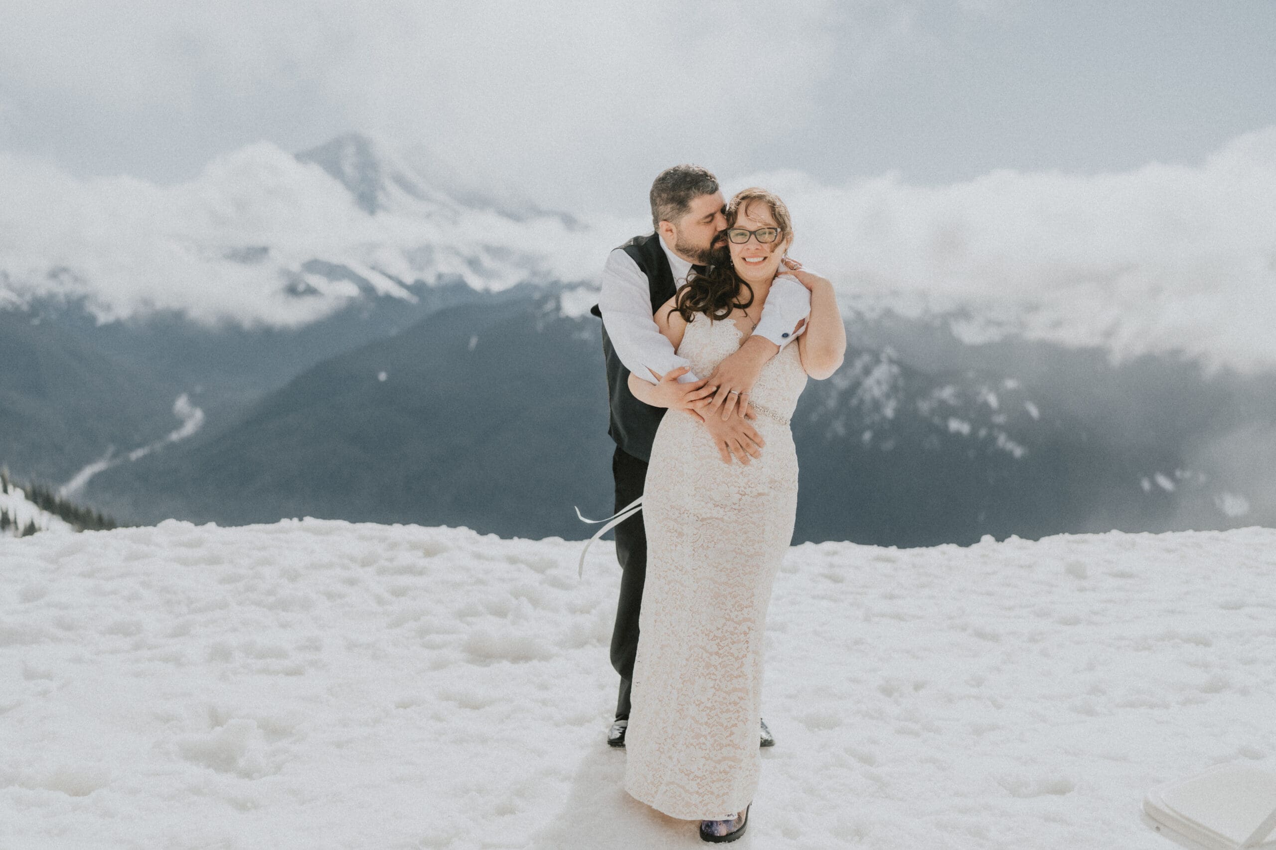 How much does a wedding photographer cost in Seattle? -