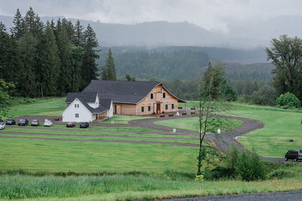 Edlynn Farm Wedding // Kate + Mitchell -