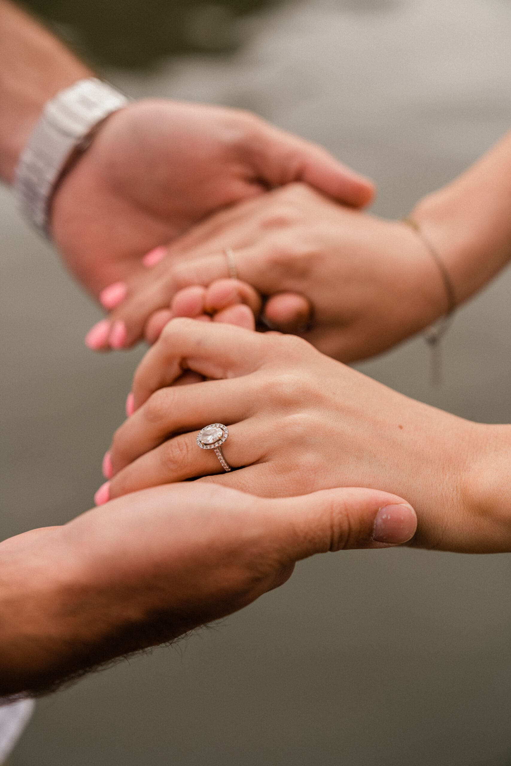 How to hire a proposal photographer when you pop the question