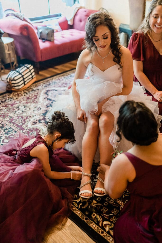 Imperia Lake Union Wedding // Rozneik + Elizabeth -