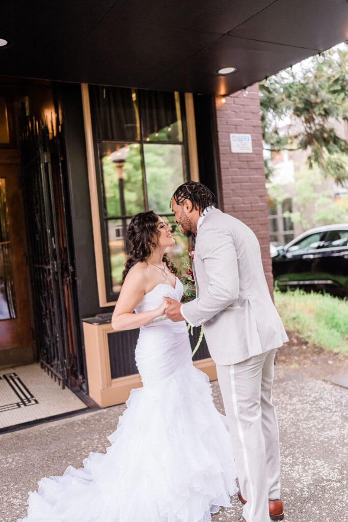 Imperia Lake Union Wedding // Rozneik + Elizabeth -