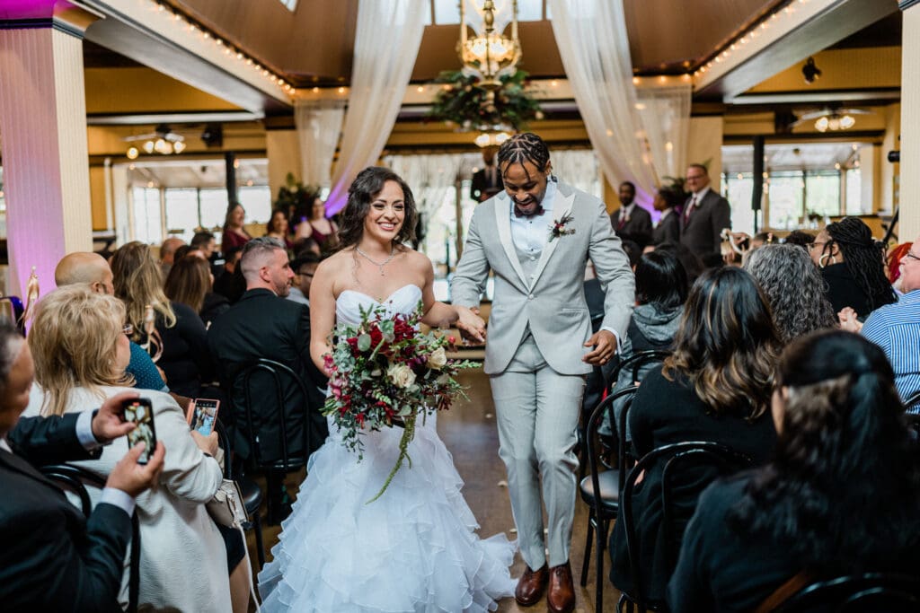 Imperia Lake Union Wedding // Rozneik + Elizabeth -