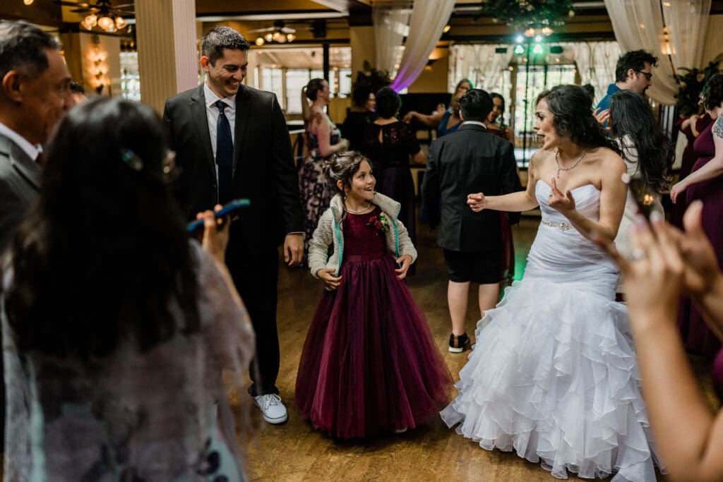 Imperia Lake Union Wedding // Rozneik + Elizabeth -