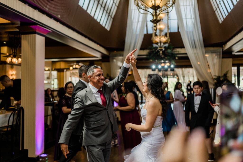 Imperia Lake Union Wedding // Rozneik + Elizabeth -