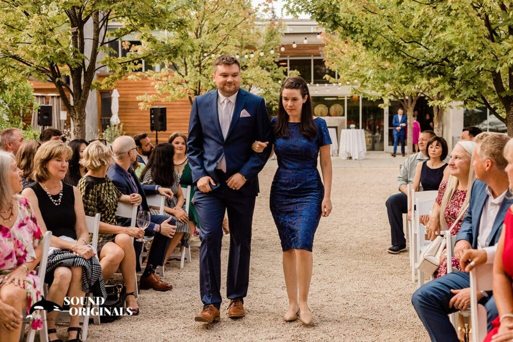 Novelty Hill Januik Winery Wedding // Tony & Jordan -