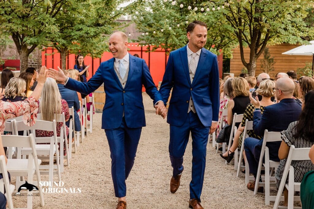 Novelty Hill Januik Winery Wedding // Tony & Jordan -