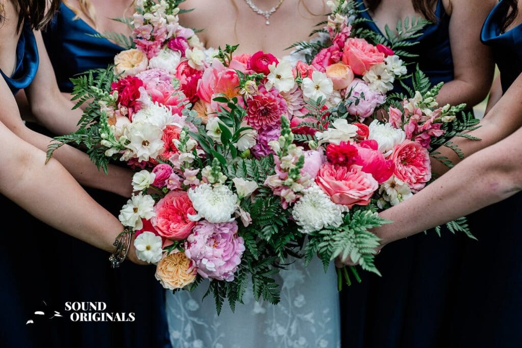 Must-Have Wedding Photos in Seattle -