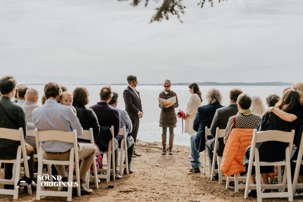 Lime Kiln State Park – San Juan Island Wedding // Susannah + Nick -