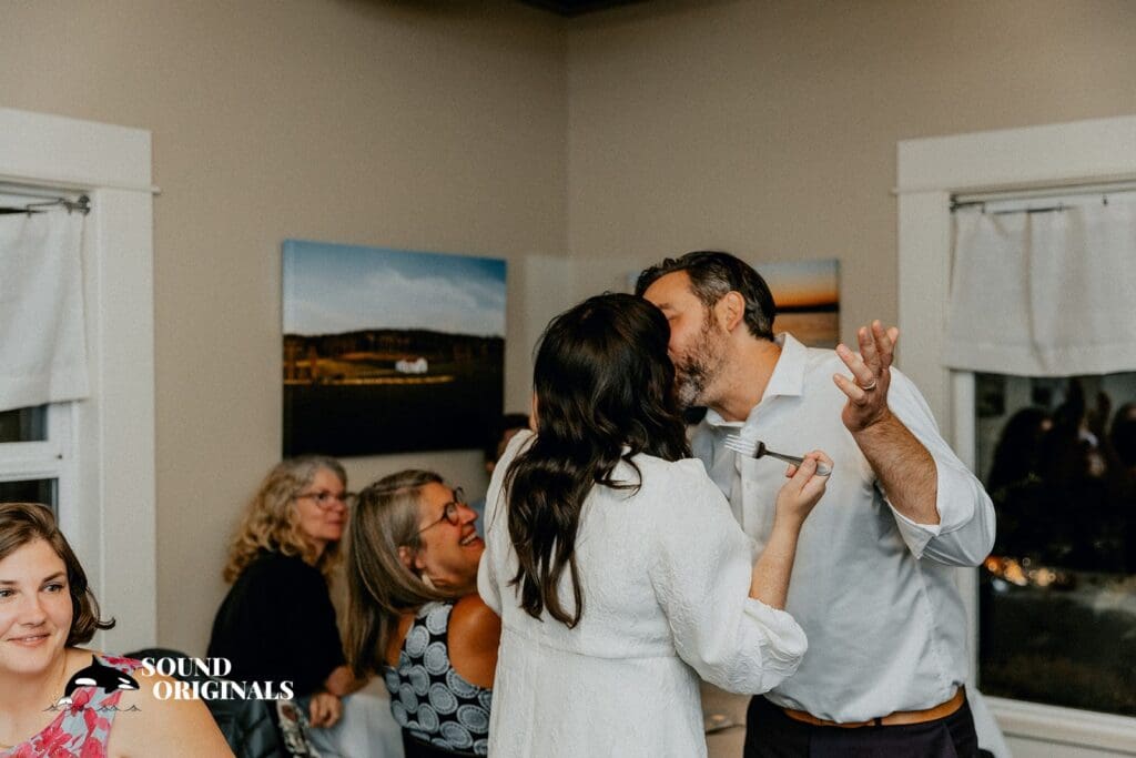 Lime Kiln State Park – San Juan Island Wedding // Susannah + Nick -