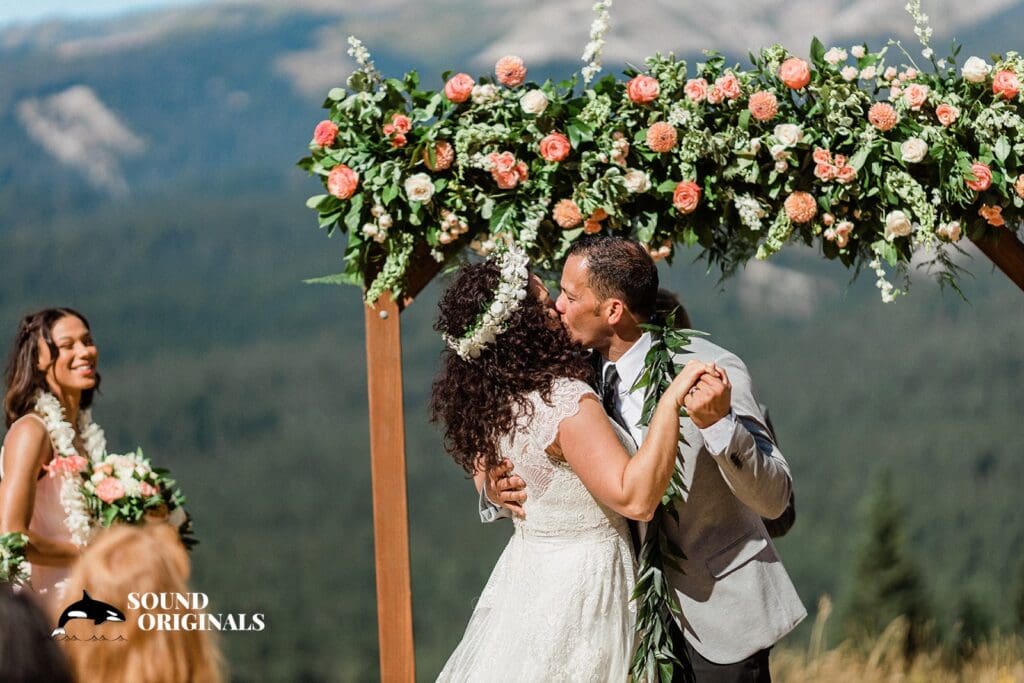 Tiffany + Chad Mt. Hood Skibowl Wedding // Tiffany + Chad -