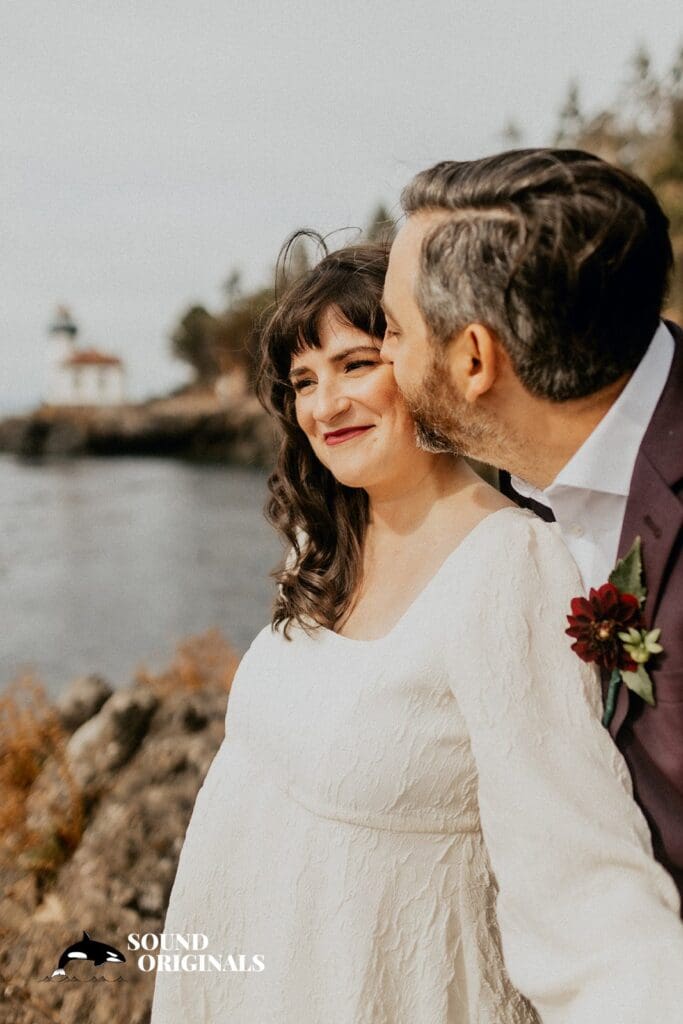 Lime Kiln State Park – San Juan Island Wedding // Susannah + Nick -