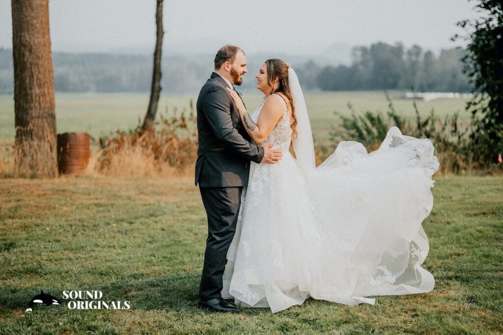 The Lodge at Sonneveldt Vineyards Wedding // Kendle + Chase -