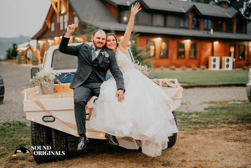 The Lodge at Sonneveldt Vineyards Wedding // Kendle + Chase -