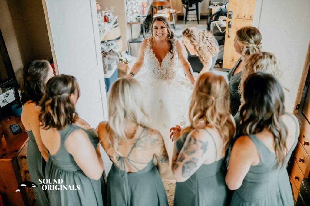 The Lodge at Sonneveldt Vineyards Wedding // Kendle + Chase -