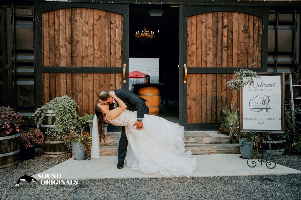 The Lodge at Sonneveldt Vineyards Wedding // Kendle + Chase -