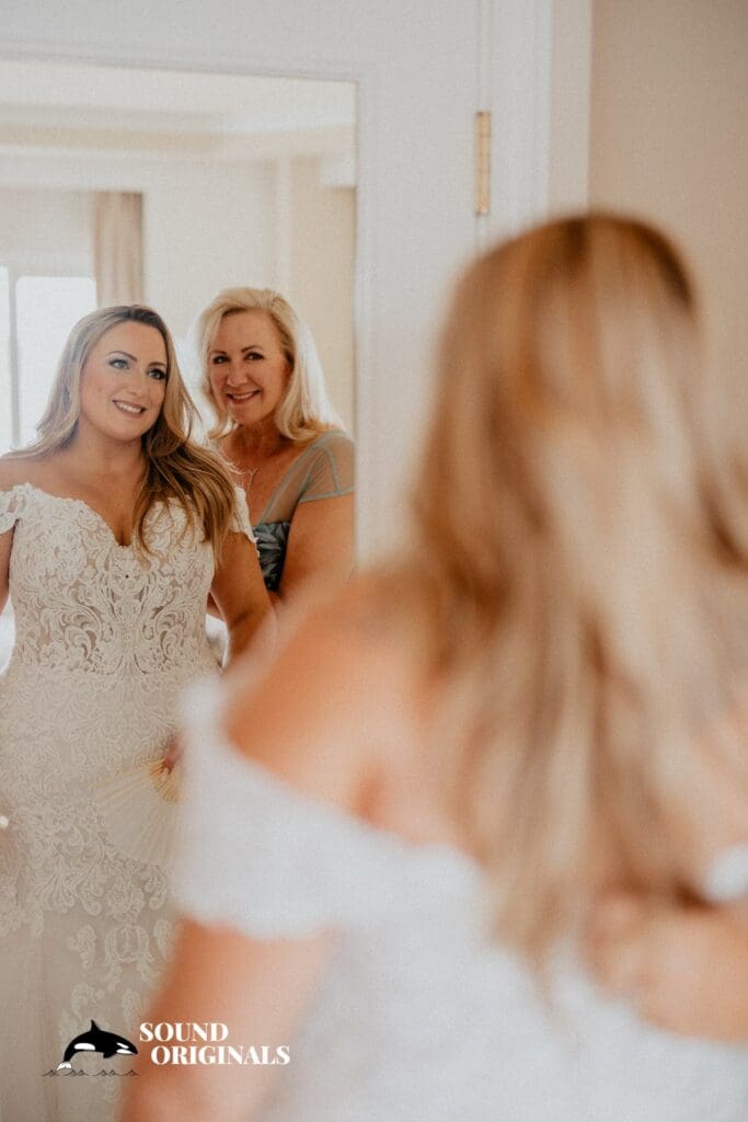 Lorrie + Phineas Woodmark Hotel Wedding // Lorrie + Phineas -