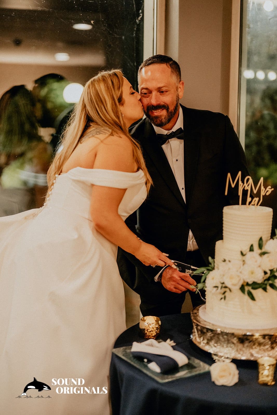 Woodmark Hotel Wedding // Lorrie + Phineas -
