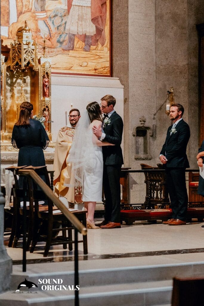 Grace Cathedral San Francisco Wedding // Rebecca + Tim -
