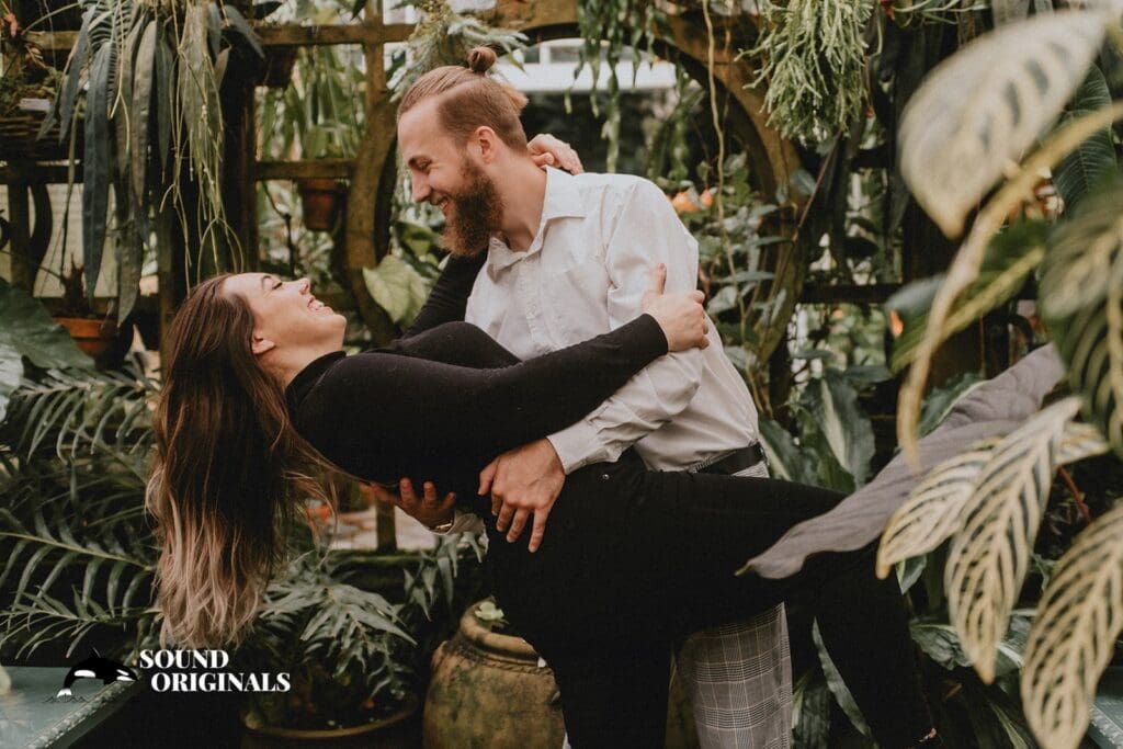 Alex + Hunter Conservatory of Flowers Engagement // Alex + Hunter -