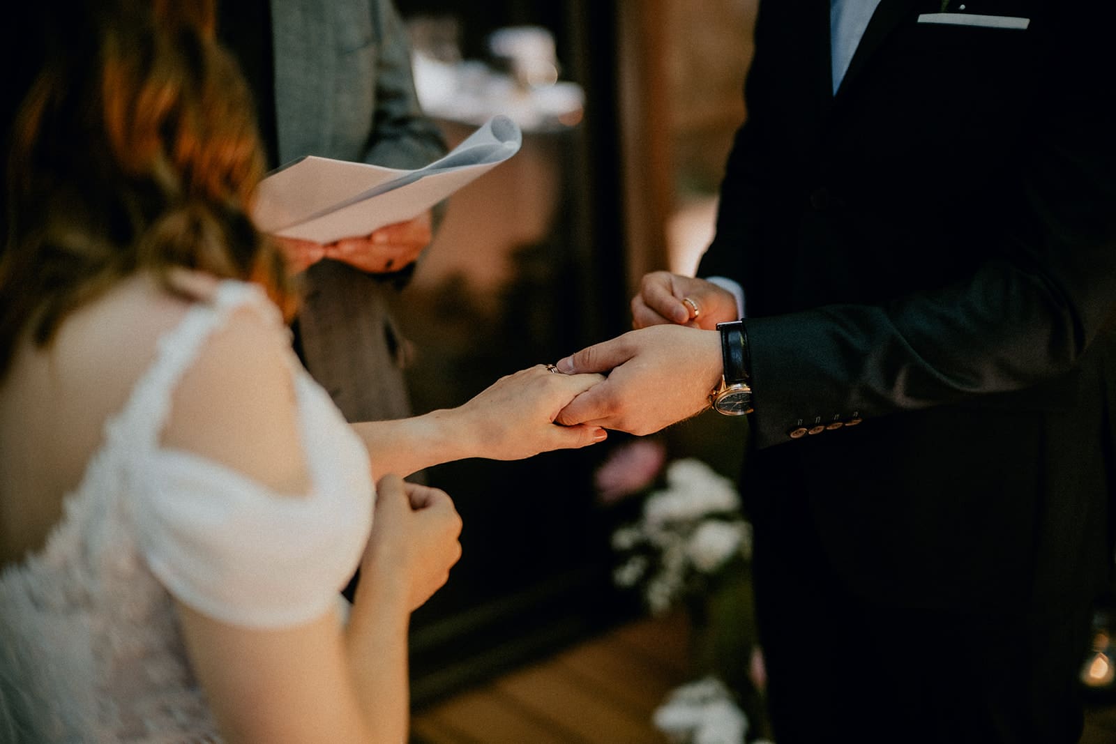 Sky Haus in Skykomish Wedding // Heidi + Miki -