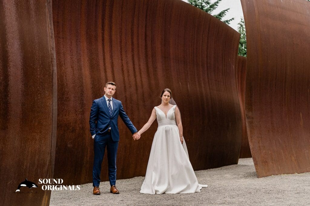 Katie + Tom Olympic Sculpture Park Wedding // Tom & Katie -