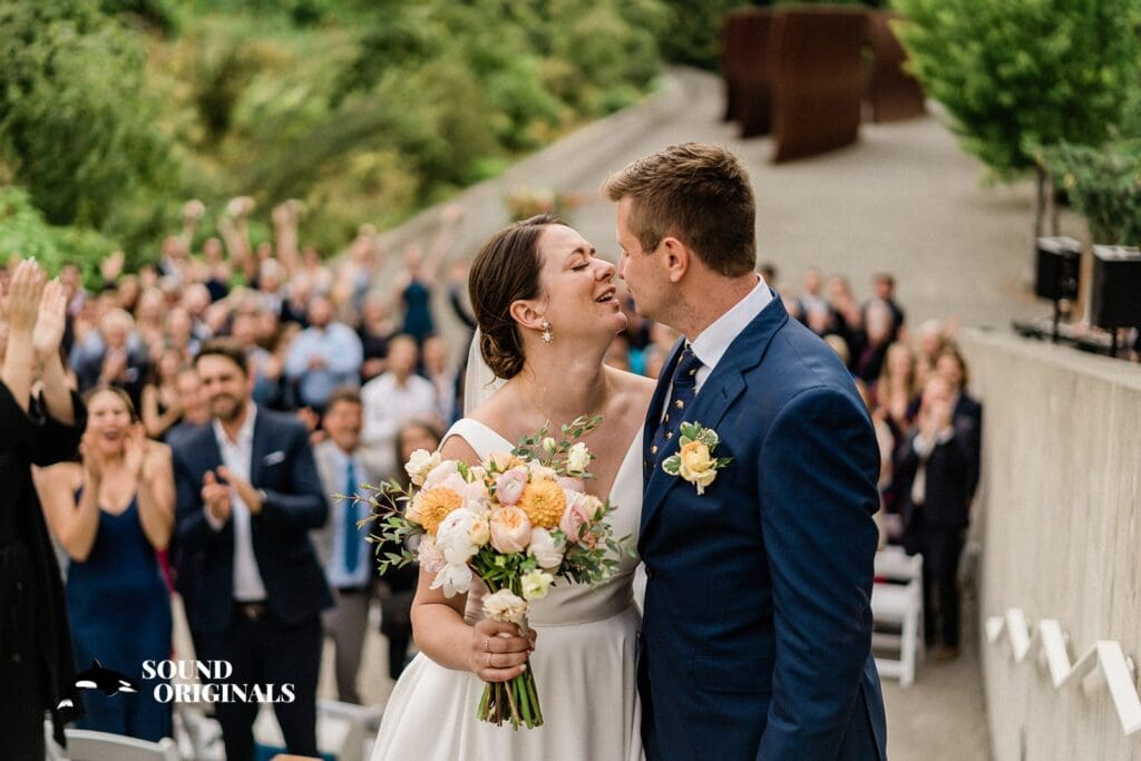 Katie + Tom Olympic Sculpture Park Wedding // Tom & Katie -