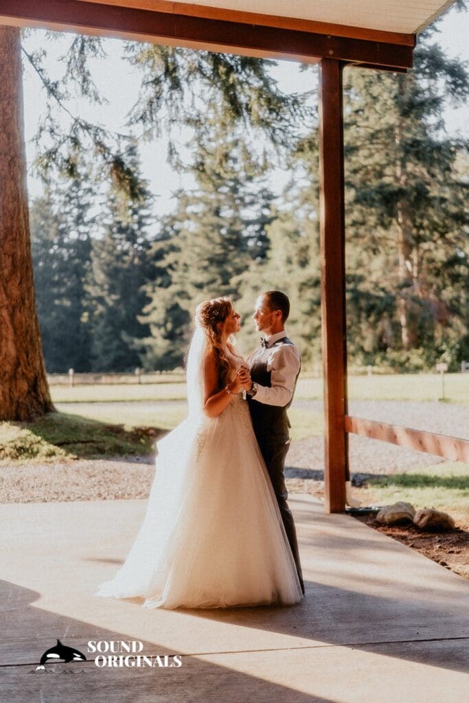 Four Springs House Camano Island Wedding // Chelsea + Jeremy -