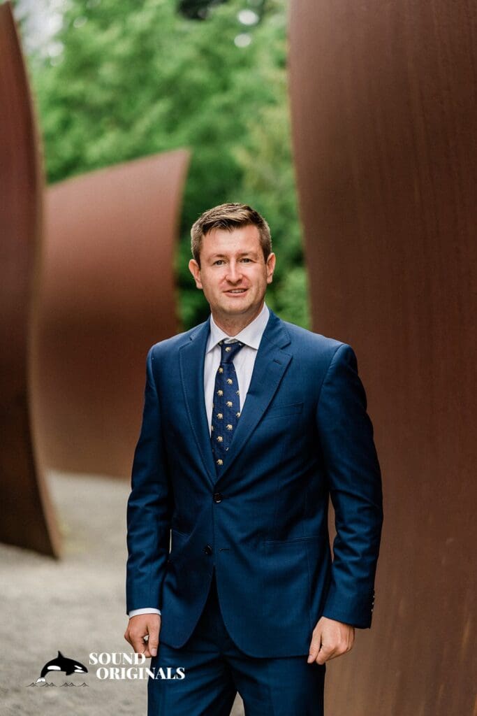 Katie + Tom Olympic Sculpture Park Wedding // Tom & Katie -