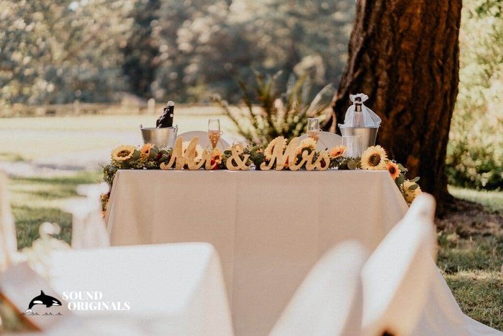 Four Springs House Camano Island Wedding // Chelsea + Jeremy -