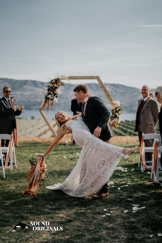 Radiance Winery Lake Chelan Wedding // April + Kevin￼ -