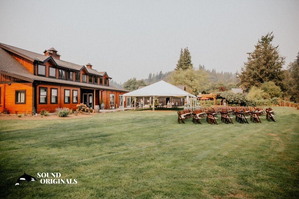 The Lodge at Sonneveldt Vineyards Wedding // Kendle + Chase -