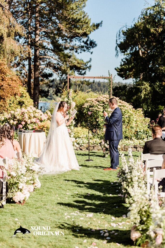 Kiana Lodge Wedding // Mary Jane & Ken -