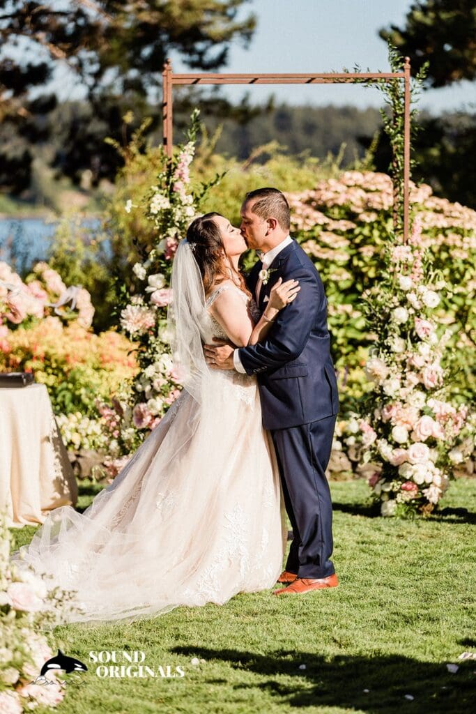 Kiana Lodge Wedding // Mary Jane & Ken -