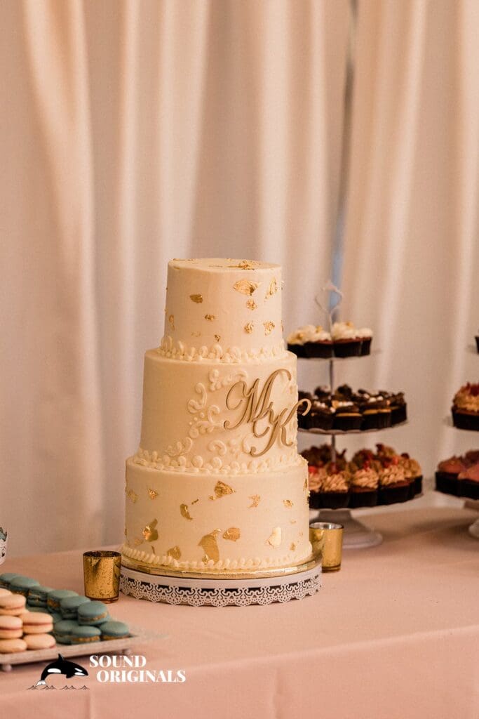 Kiana Lodge Wedding // Mary Jane & Ken -