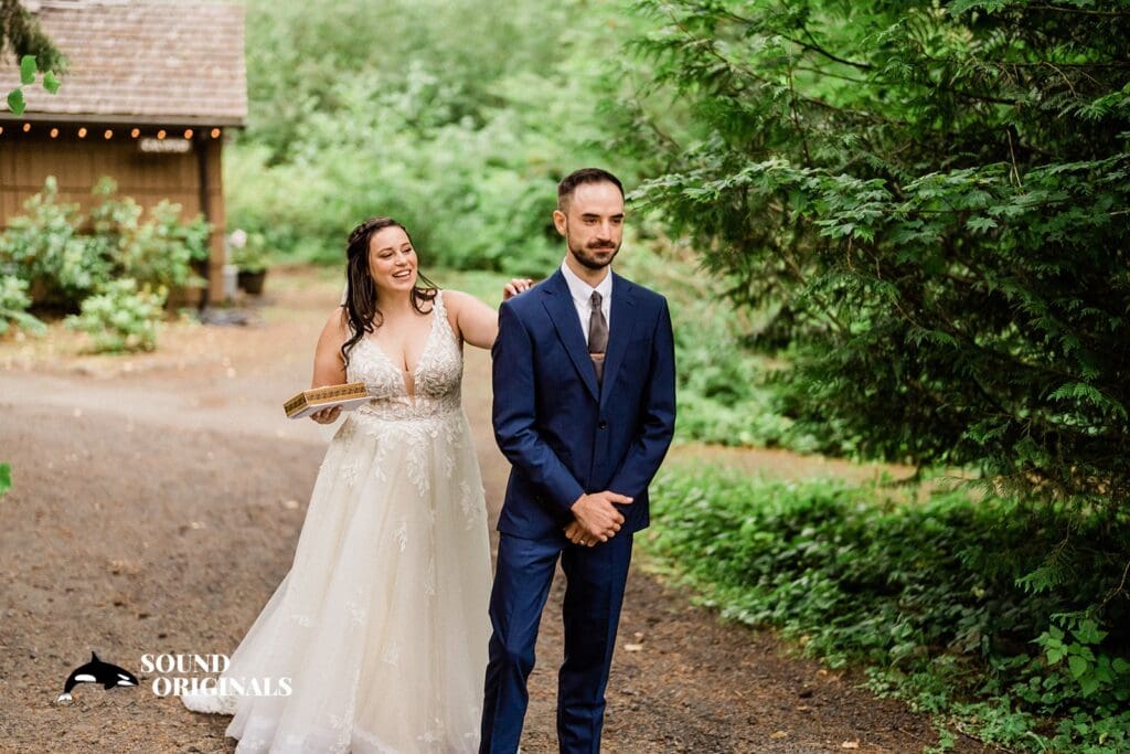 Brittney + Sam Silver Falls State Park Wedding // Brittney & Sam -