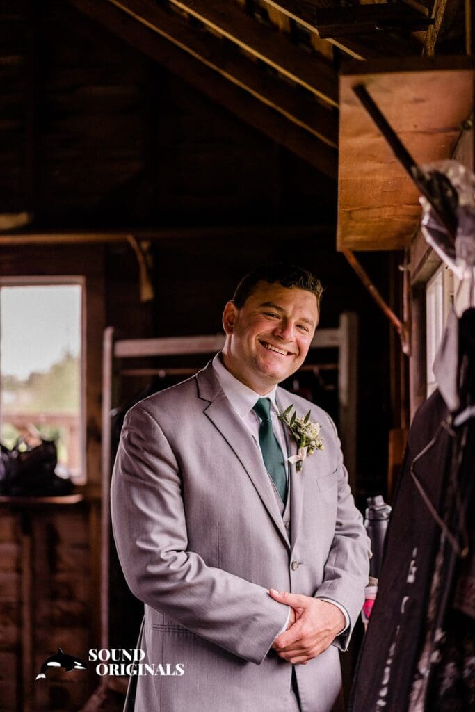 The Saltbox Barn Wedding // Rebecca & Austin -