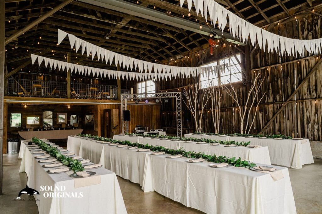 The Saltbox Barn Wedding // Rebecca & Austin -