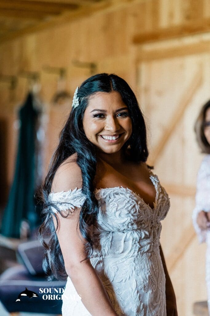 The Saltbox Barn Wedding // Rebecca & Austin -