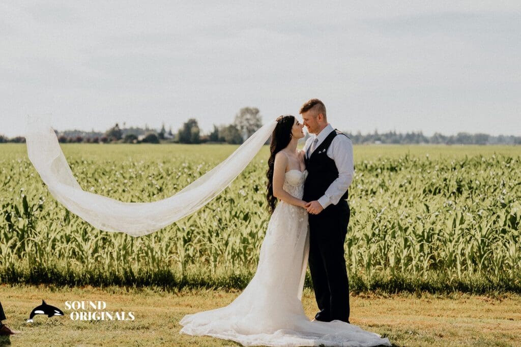 The Saltbox Barn Wedding // Emily + Bennett -