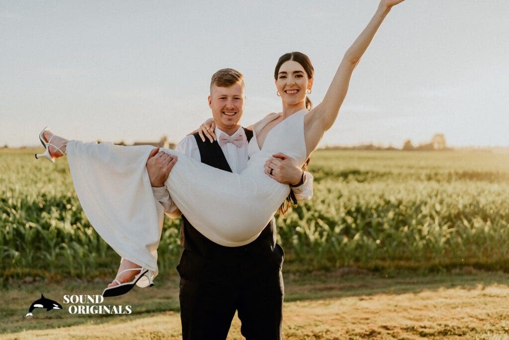 The Saltbox Barn Wedding // Emily + Bennett -
