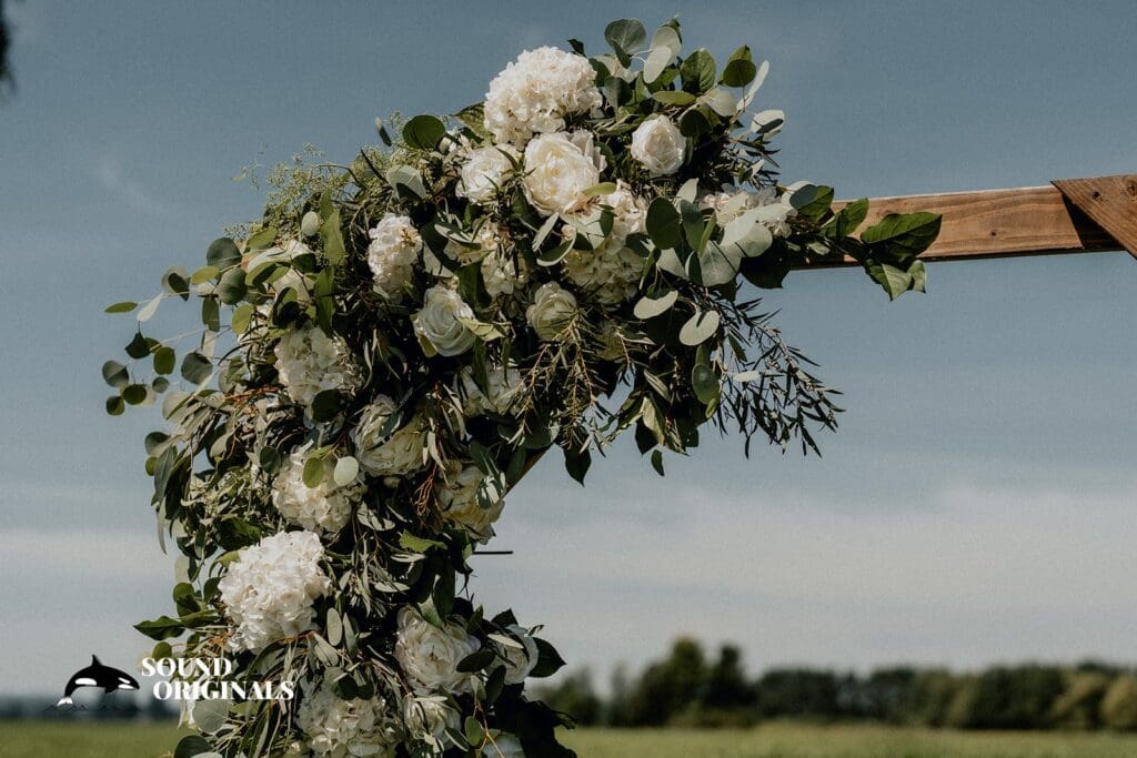 The Saltbox Barn Wedding // Emily + Bennett -
